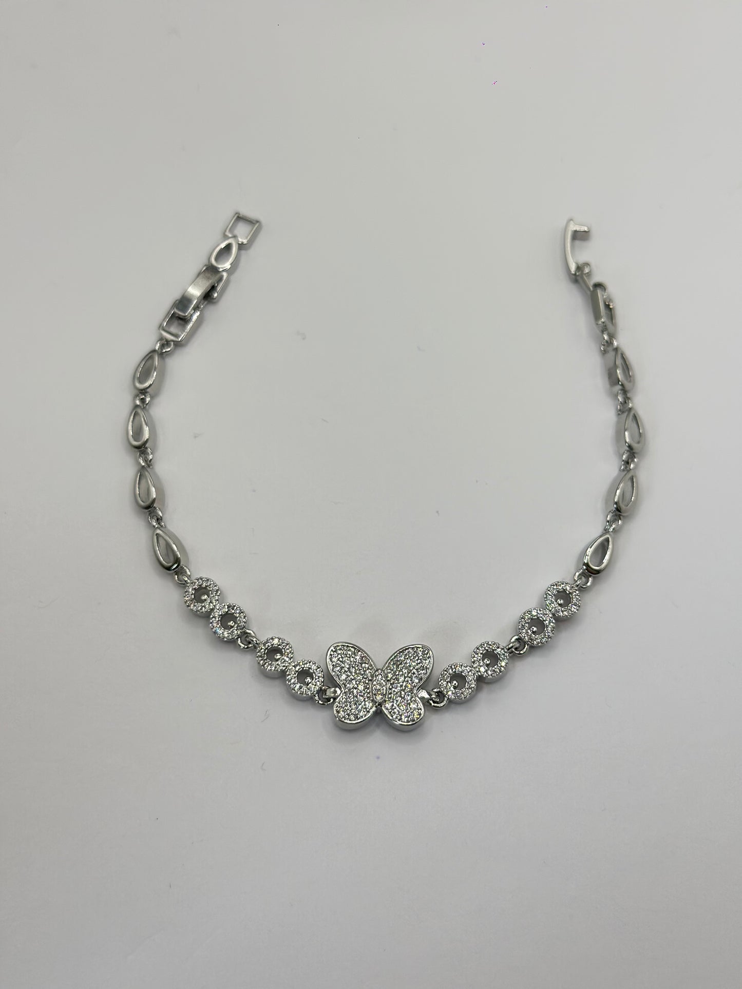 Pulsera mariposa gota pavé