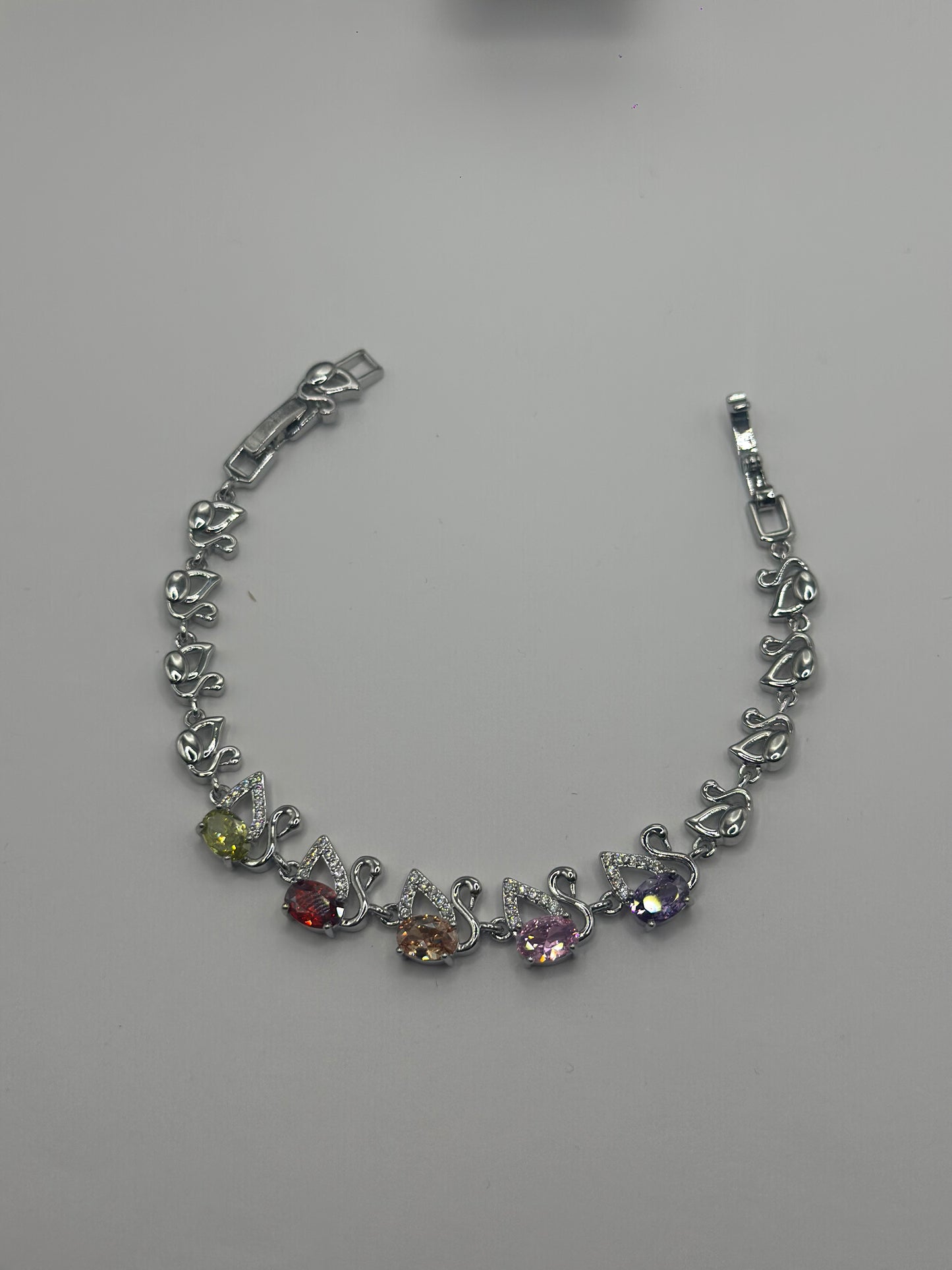 Pulsera de cisnes