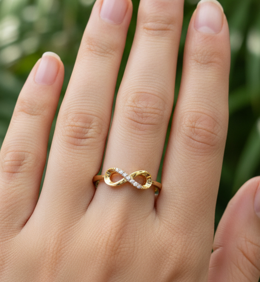 ANILLO INFINITO MITAD PAVE
