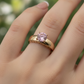anillo  solitario rosa
