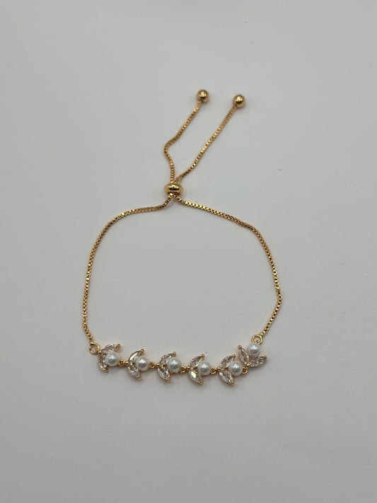 Pulsera Hojas con tipo perlas Ajustable