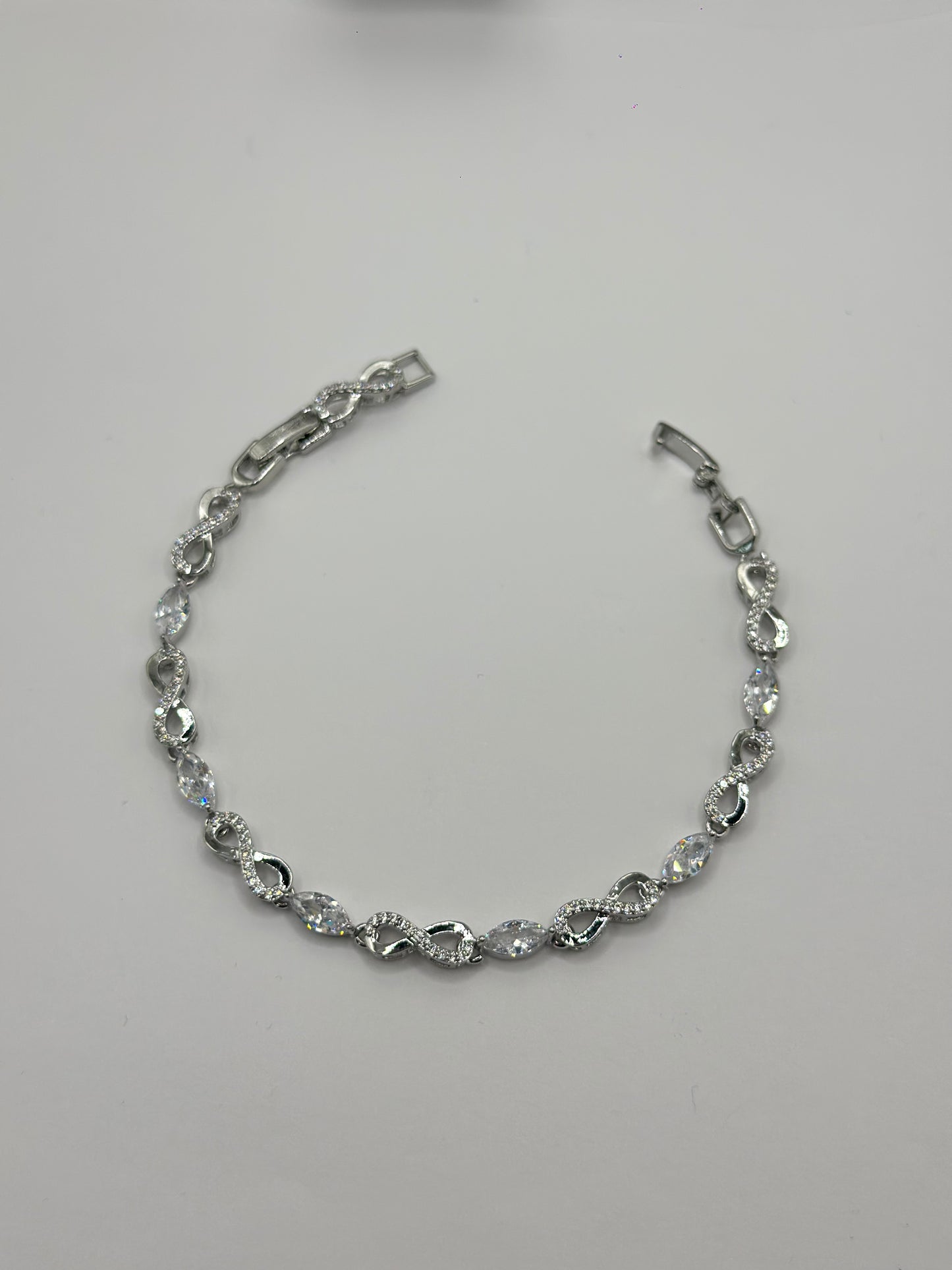 PULSERA INFINITO MARQUISE