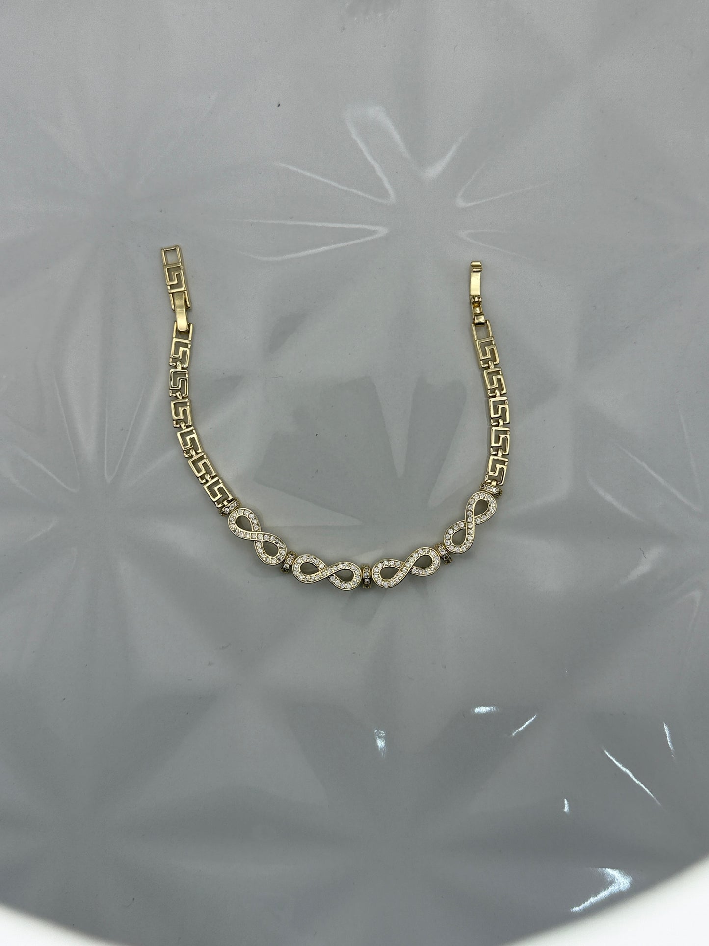 Pulsera de Grecas con Infinitos y Pavé
