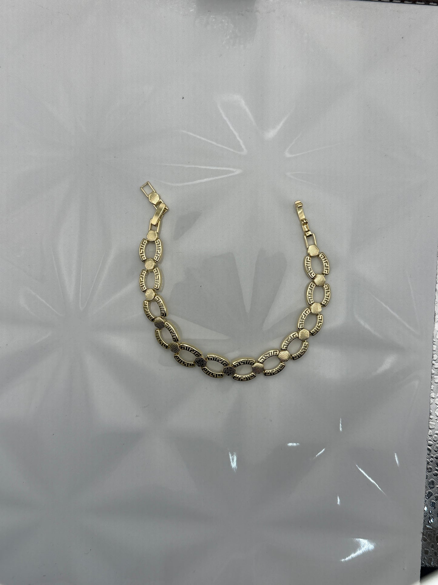 Pulsera de Eslabones Ovalados con Greca Griega