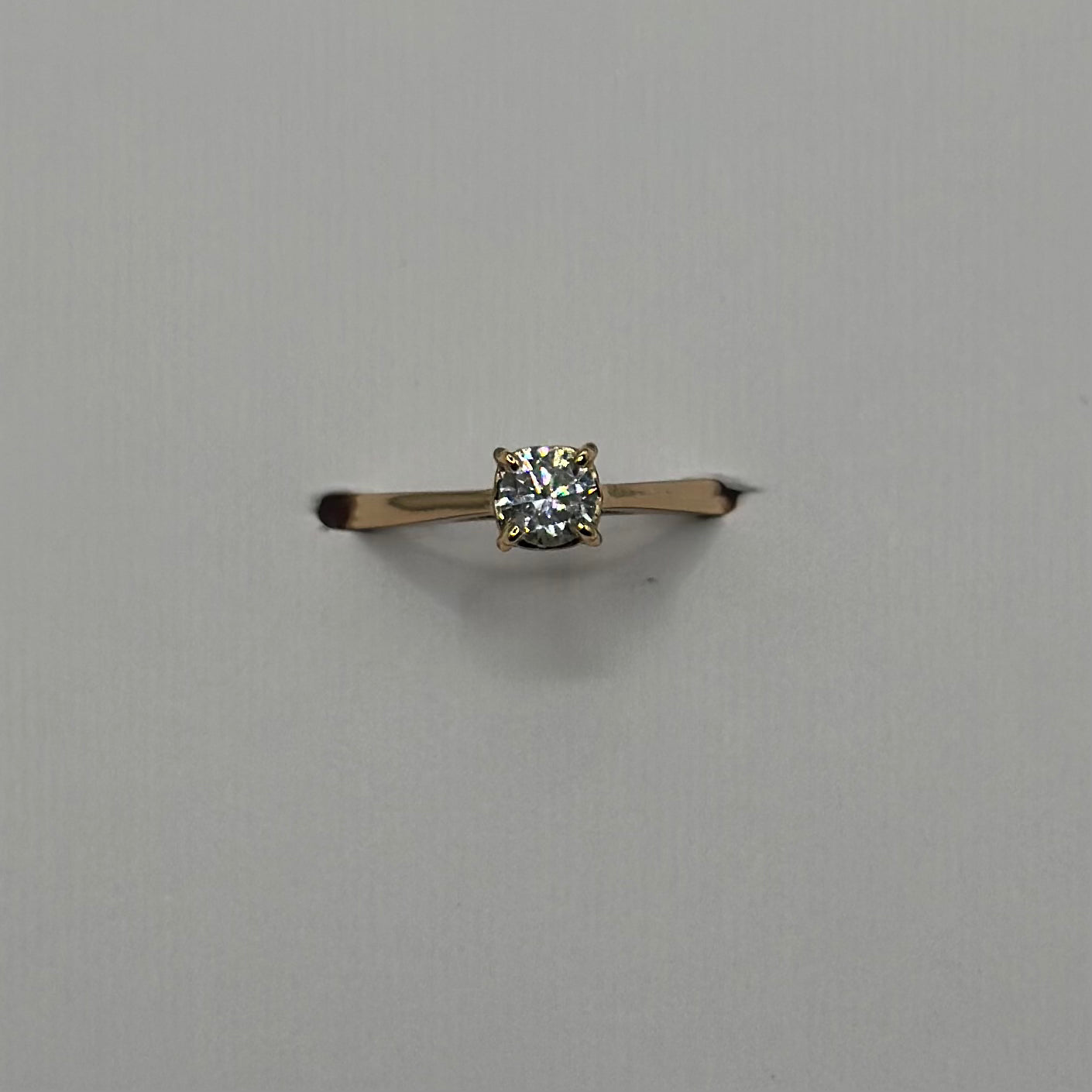 ANILLO SOLITARIO CLASICO