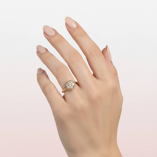 Anillo domo con cluster y milgrain