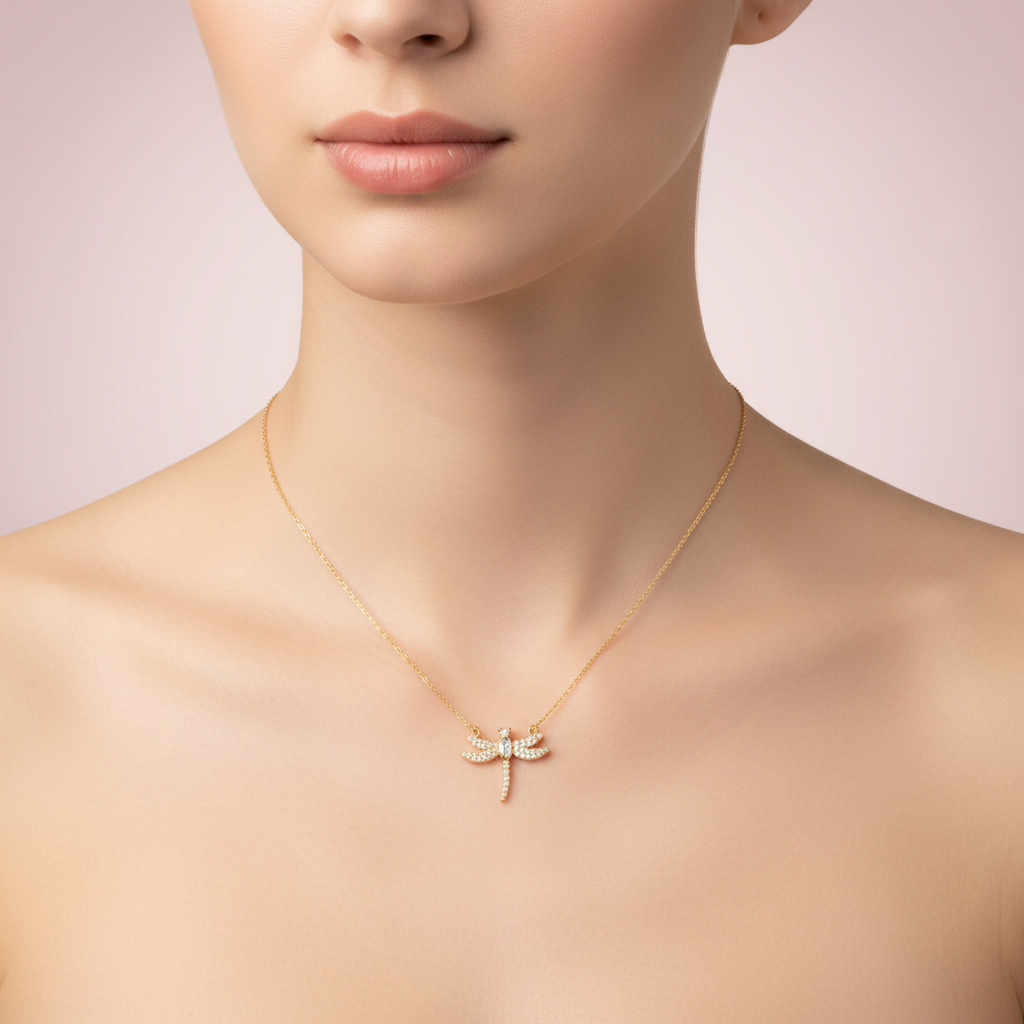 Collar de libélula con zirconias