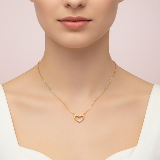Collar/Dije de Corazón Abierto con Zircones