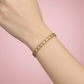 Pulsera de Placas Caladas con Estrellas Tricolor
