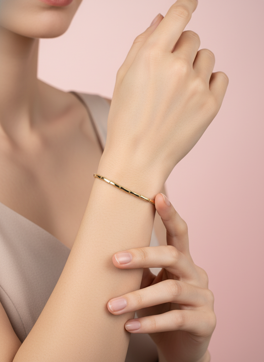 Pulsera de eslabones en forma de ola